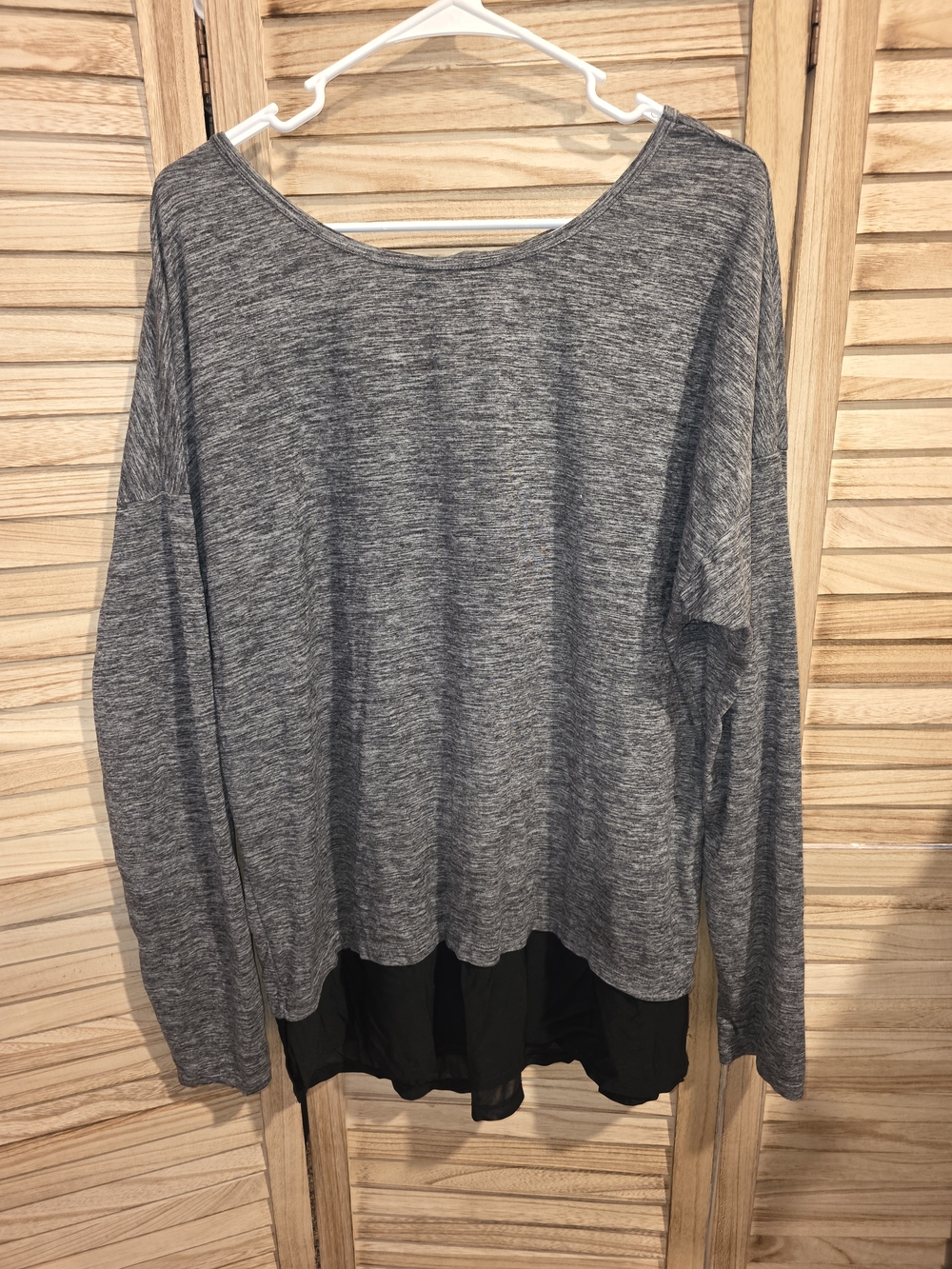 Danskin Now Gray Layered Hem Long Sleeve Top with Black Underlayer